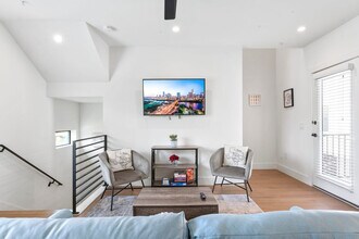 1128 Chicon St in Austin, TX - Building Photo - Building Photo