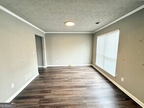 1563 Oak Park Ct in Suwanee, GA - Building Photo - Building Photo