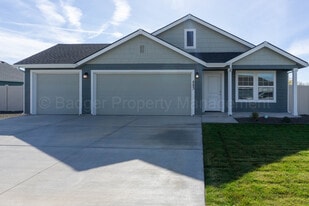 883 Education St in Middleton, ID - Building Photo