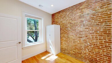 79 Brighton Ave, Unit 2 in Boston, MA - Building Photo - Building Photo