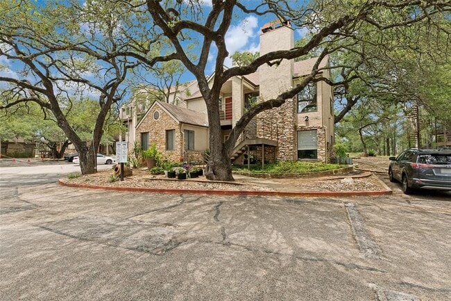 property at 6810 Deatonhill Dr
