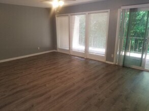 2208 State St in Peru, IL - Building Photo - Building Photo