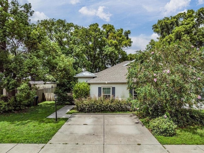 2604 N Highland Ave in Tampa, FL - Building Photo - Building Photo