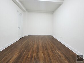 EAST 46 STREET in New York, NY - Building Photo - Building Photo