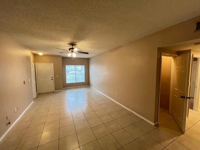 10318 Fox Trail Rd S in Royal Palm Beach, FL - Building Photo - Building Photo