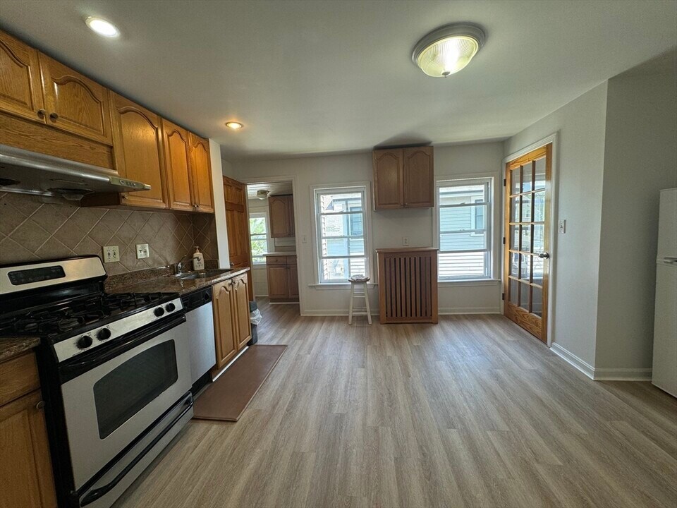 99 Union St in Boston, MA - Building Photo