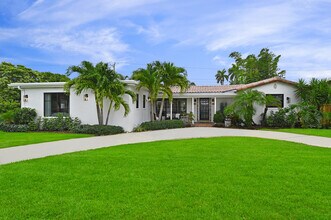 711 SW 27th Way in Boynton Beach, FL - Building Photo - Building Photo