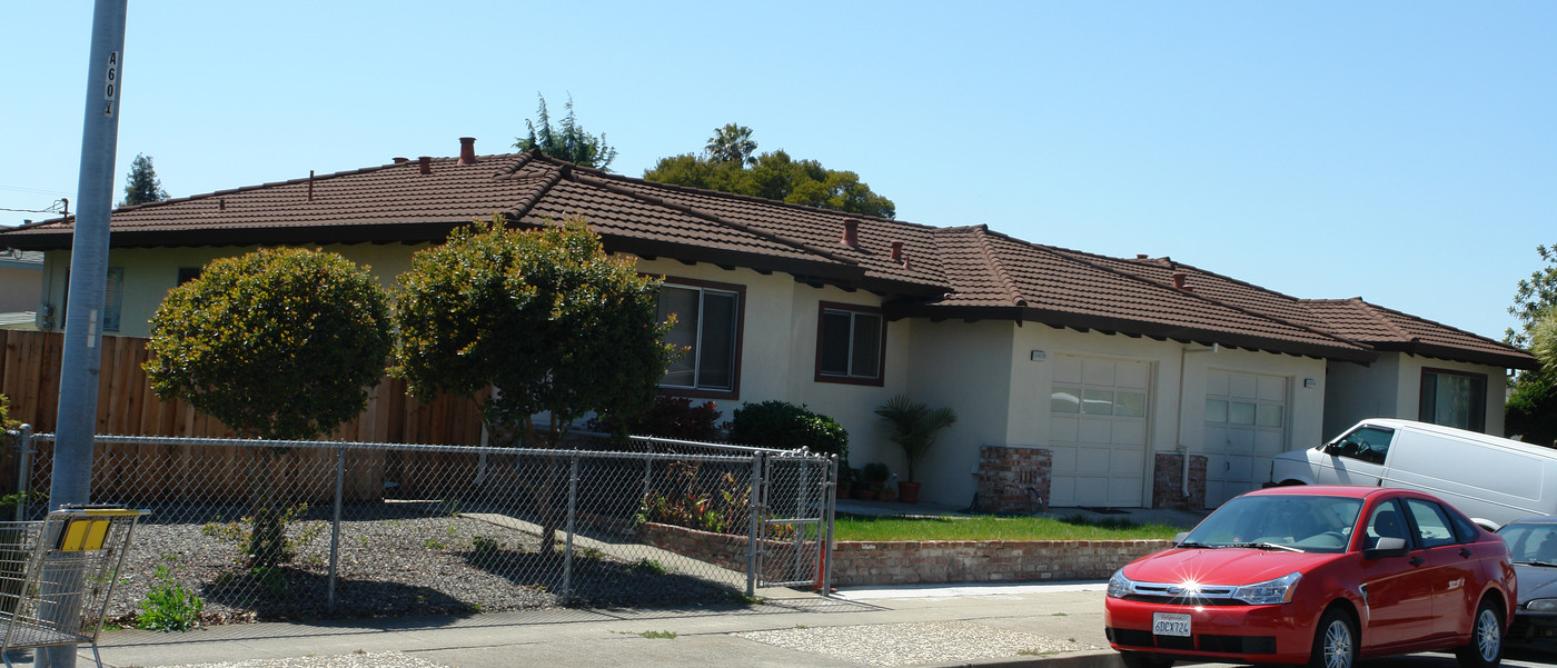 37827-A&B Argyle Rd in Fremont, CA - Building Photo