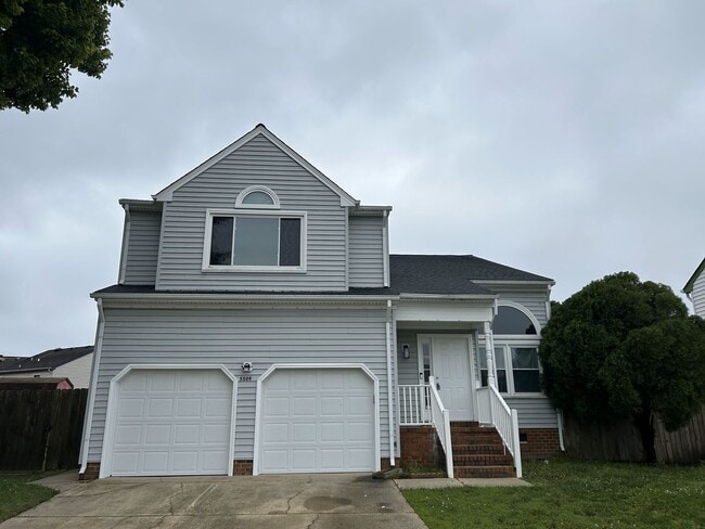 property at 5509 Port Hudson Ct