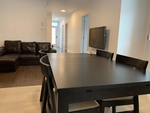 4833 Saint-Urbain Rue in Montréal, QC - Building Photo - Building Photo