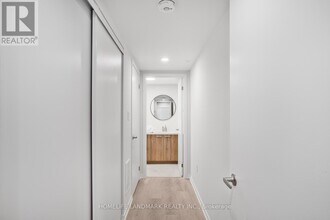 97 Matawin Ln in Richmond Hill, ON - Building Photo - Building Photo