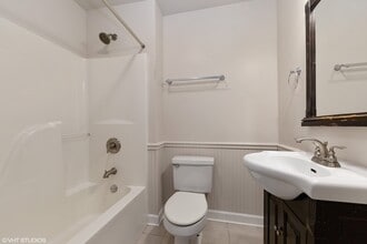 1127 Hannah Ave in Forest Park, IL - Building Photo - Building Photo