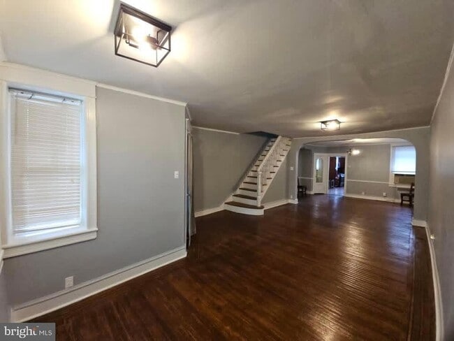 5736 Woodcrest Ave in Philadelphia, PA - Building Photo - Building Photo