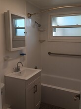 9098 Southern Comfort Dr in Largo, FL - Building Photo - Building Photo