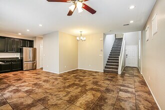 6406 Kellyville Dr in Las Vegas, NV - Building Photo - Building Photo