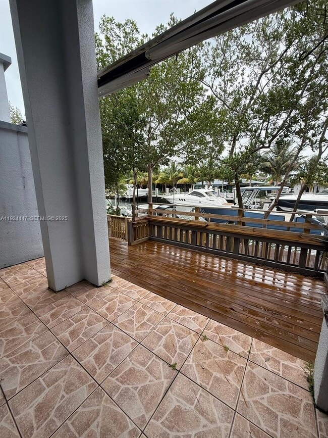 2408 NE 135th St in North Miami, FL - Building Photo - Building Photo