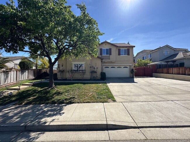 1901 Colosseum Way in Antioch, CA - Building Photo - Building Photo