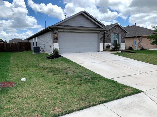 136 Alpha in Kyle, TX - Building Photo - Building Photo