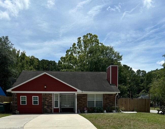 127 Forest Ridge Dr in Savannah, GA - Building Photo - Building Photo