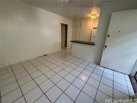 1218 Makaloa St in Honolulu, HI - Building Photo