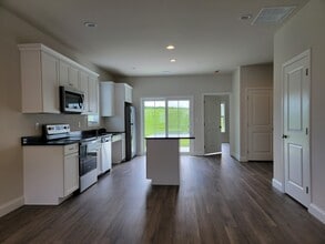 226 Millard Dr in Annville, PA - Building Photo - Building Photo