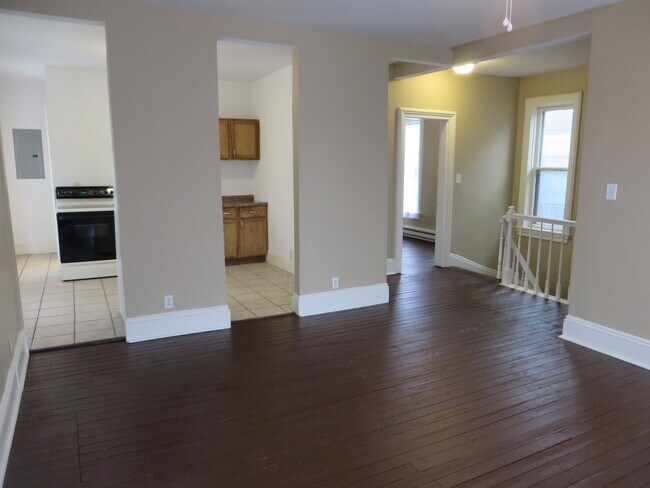 1219 Fulton St-Unit -1223 in Fort Wayne, IN - Foto de edificio - Building Photo