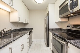 145 Arlington St, Unit 23 in Boston, MA - Building Photo - Building Photo