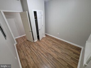 1217 Hollins St in Baltimore, MD - Building Photo - Building Photo