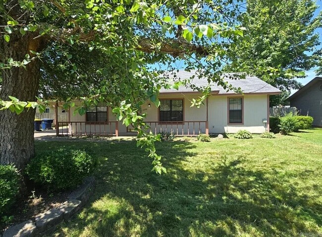 property at 25 McArthur Dr