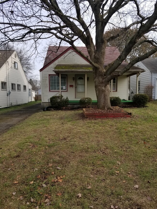property at 213 Parkgate Ave