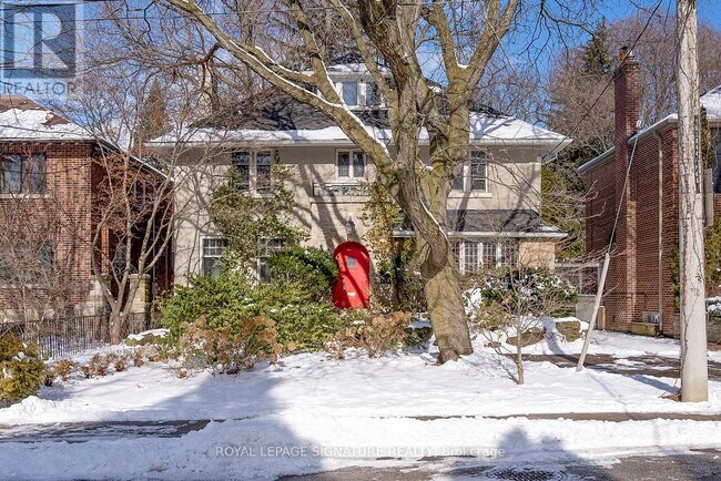 68 Cheltenham Ave in Toronto, ON - Building Photo - Building Photo