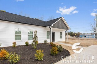 2721 Ramsey St in Fayetteville, NC - Building Photo