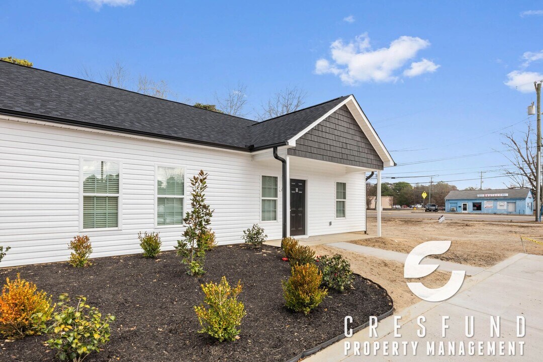 2721 Ramsey St in Fayetteville, NC - Building Photo