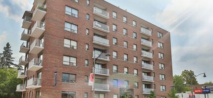 Glencairn Garden Apartments in Toronto, ON - Building Photo - Building Photo