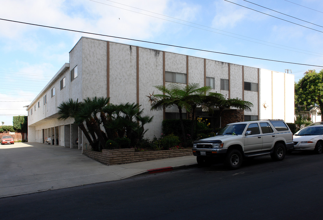 529 Indiana St in El Segundo, CA - Building Photo