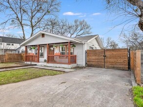 4607 Sara Dr in Austin, TX - Building Photo - Building Photo