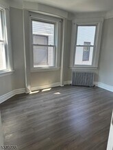 87 Eppirt St in East Orange, NJ - Building Photo - Building Photo