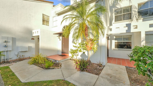 4635 NW 97th Pl, Unit 158