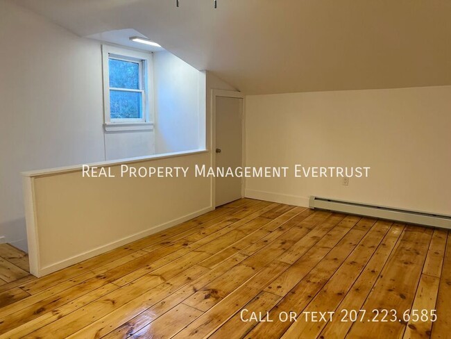 56 ME-133 in Winthrop, ME - Building Photo - Building Photo