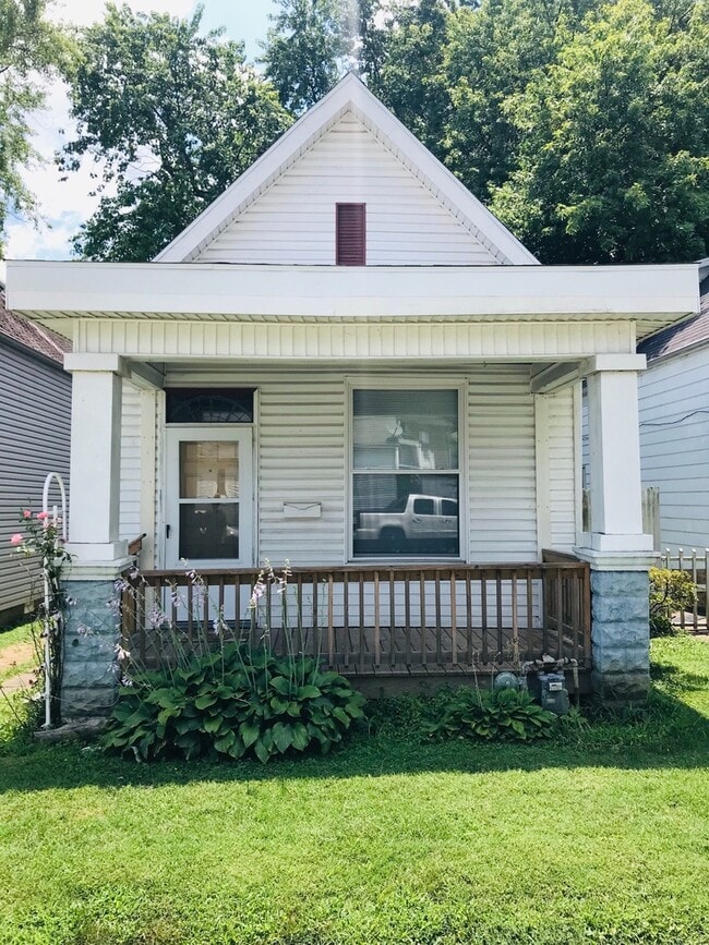 property at 2708 W Virginia St