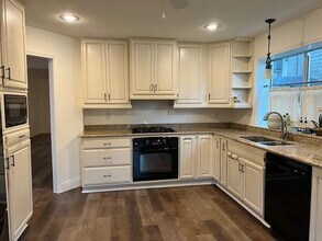 3906 Hazelwood Dr in Pearland, TX - Building Photo - Building Photo