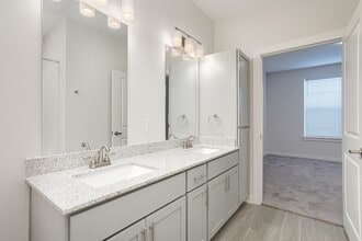 Franklin Flats in Franklin, TN - Building Photo - Building Photo