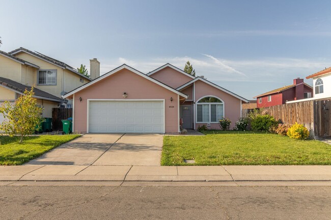 property at 6529 El Capitan Cir