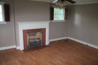 506 E College St in Brownsville, TN - Building Photo - Building Photo