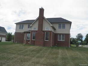 24890 Overlook Trl in Novi, MI - Building Photo - Building Photo