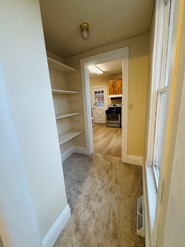 608 W Kalamazoo Ave, Unit 1