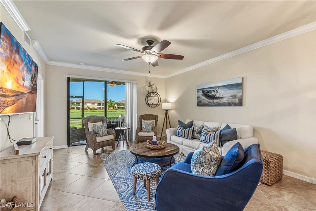 28042 Bridgetown Ct in Bonita Springs, FL - Foto de edificio