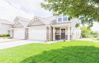 1111 Cobra Dr in Franklin, IN - Building Photo