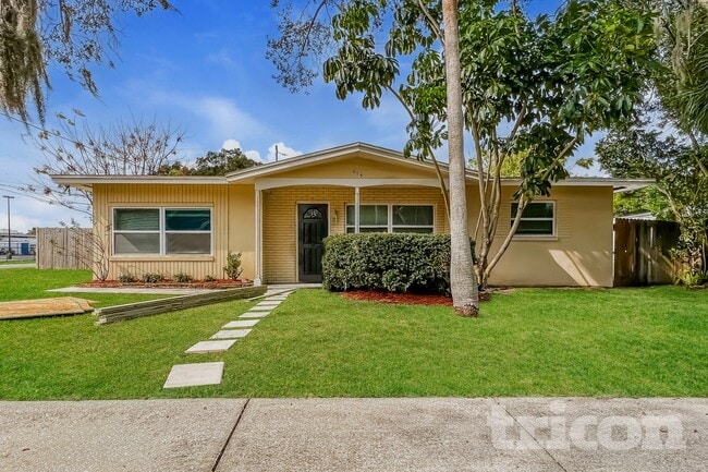 property at 615 5th Ave N