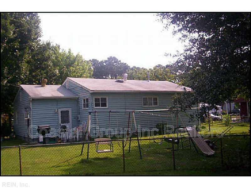 4733 Adler Ave in Virginia Beach, VA - Building Photo